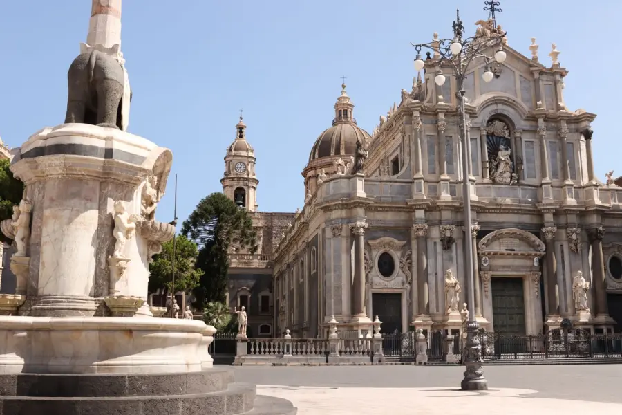 Sicilia fuori stagione: perché sempre più viaggiatori scelgono ottobre e aprile
